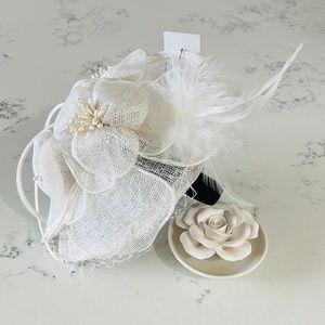 Modcloth by Jeanne Simmons Statement hair band